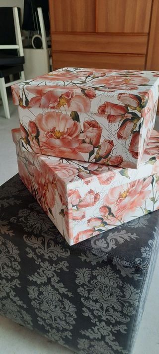 scatole vuote per regalo 