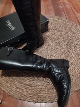BOTAS ALTAS PIEL NEGRAS. MARCA LUIS GONZALO
