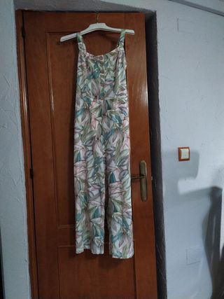 Mono blanco con estampado de hojas