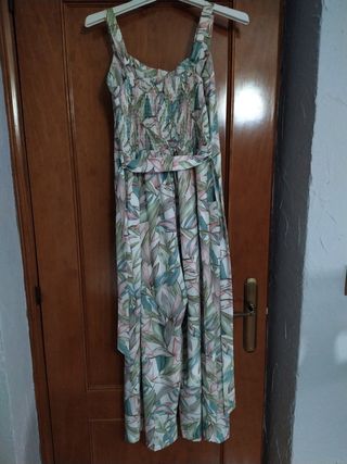 Mono blanco con estampado de hojas