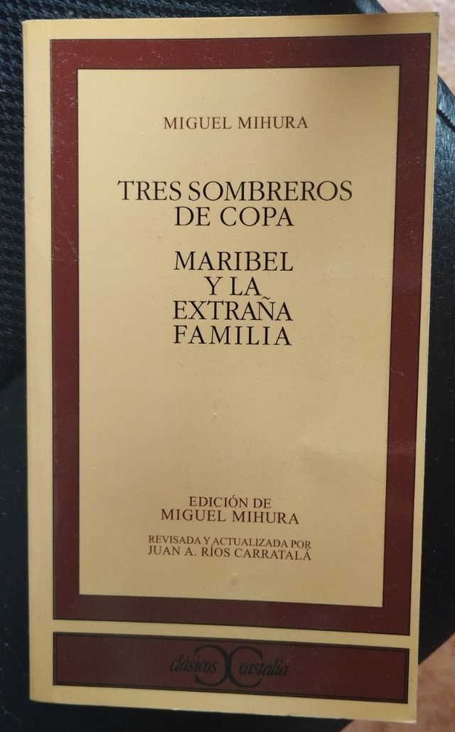 Tres sombreros de copa + Maribel y la extraña fami