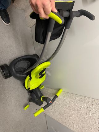 Triciclo evolutivo con mochila 