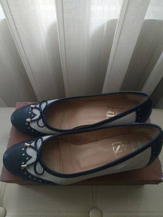 Zapato piel blanco y azul N° 40