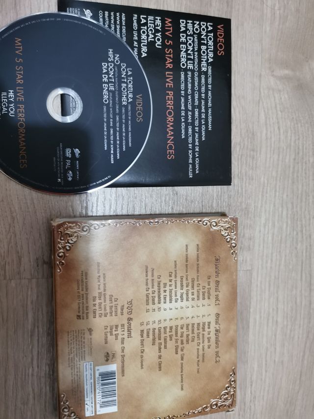 Lote Shakira 2 DVD + 2 CD Oral Fixation