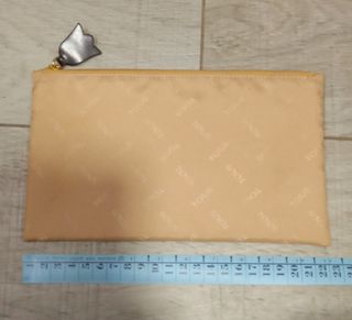 Cartera tipo clutch de Tous 