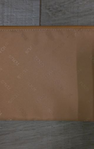 Cartera tipo clutch de Tous 