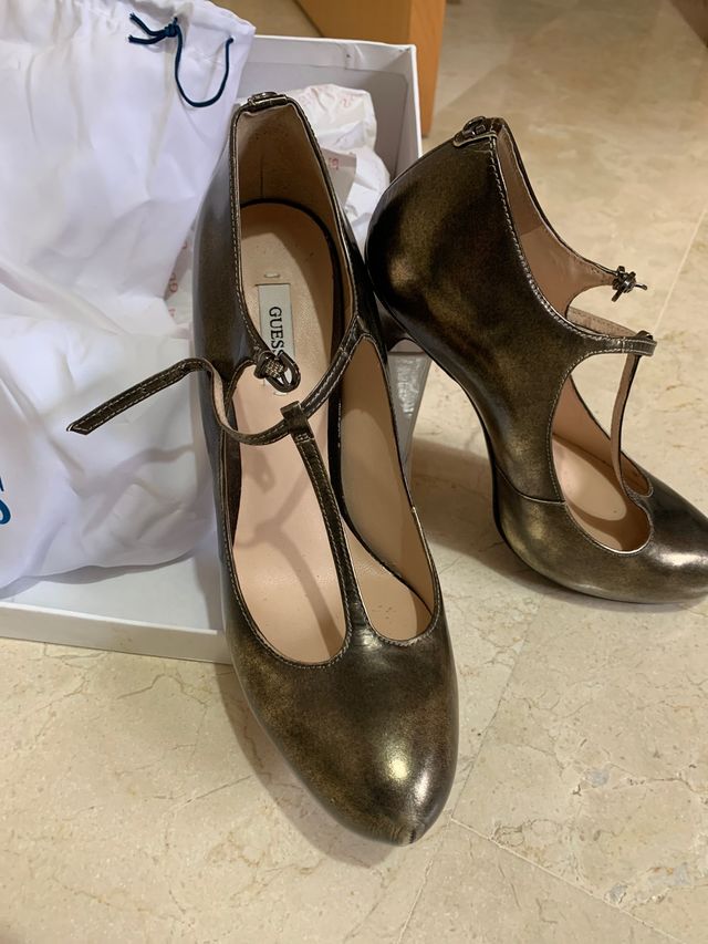 Zapatos salón Dorados