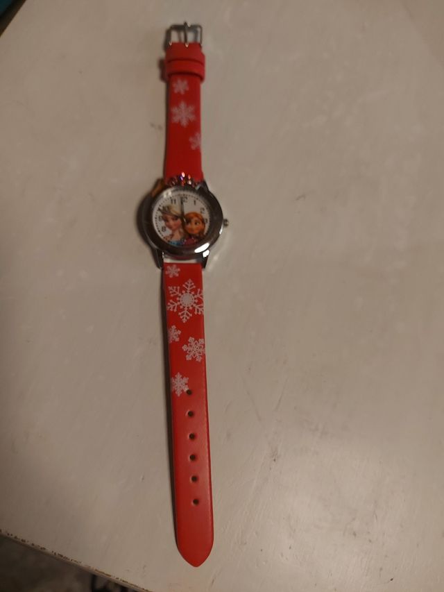 relojes de POKEMON Y FROZEN