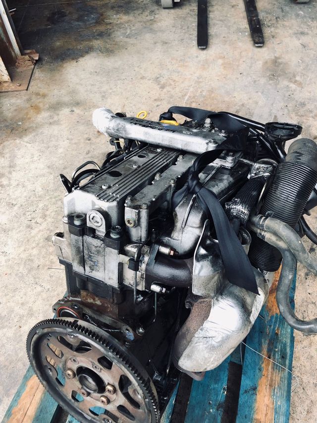 Motor jeep Cherokee 3.1 diésel Vm 5 cilindros