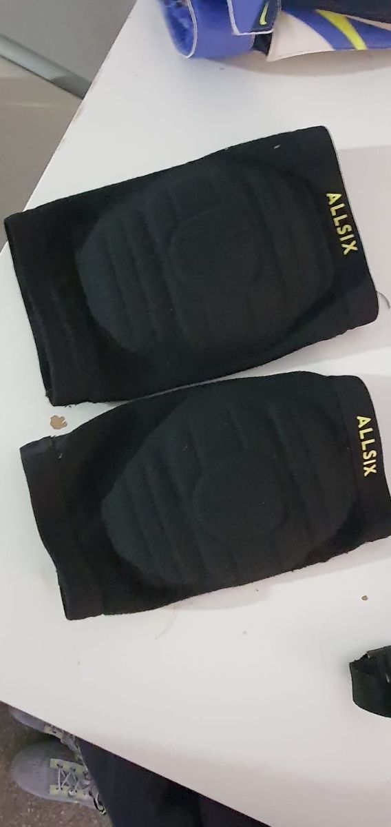 Rodilleras de portero + guantes nike