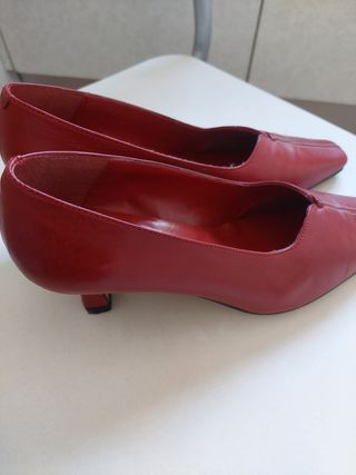 Zapatos rojos Maripaz 38