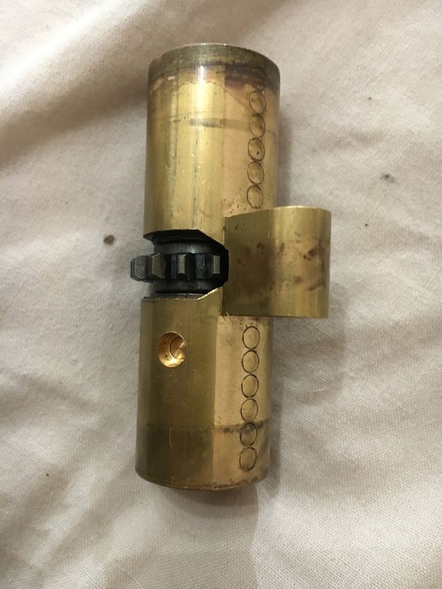 Bombín puerta de seguridad perfil suizo de segunda mano por 80 EUR en