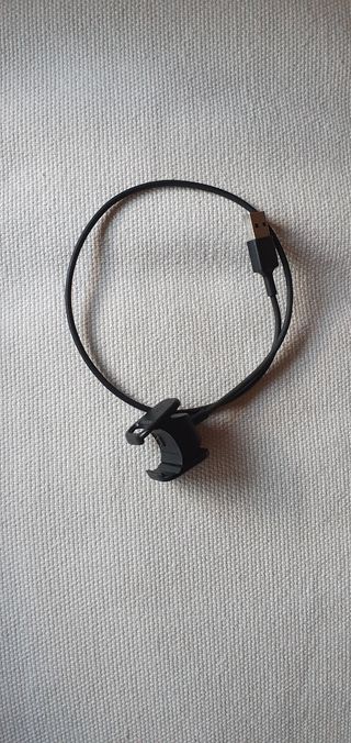 Cargador fitbit charge 3