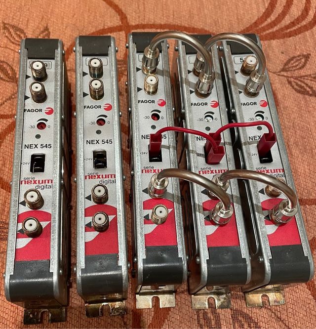 Lote 5 Amplificadores Digitales FAGOR NEXUM 545