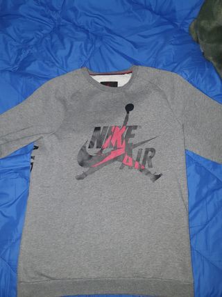 Sudadera air jordan nueva,