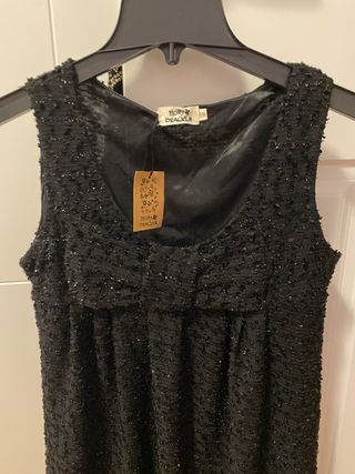 Vestido negro tirante detalle lazo