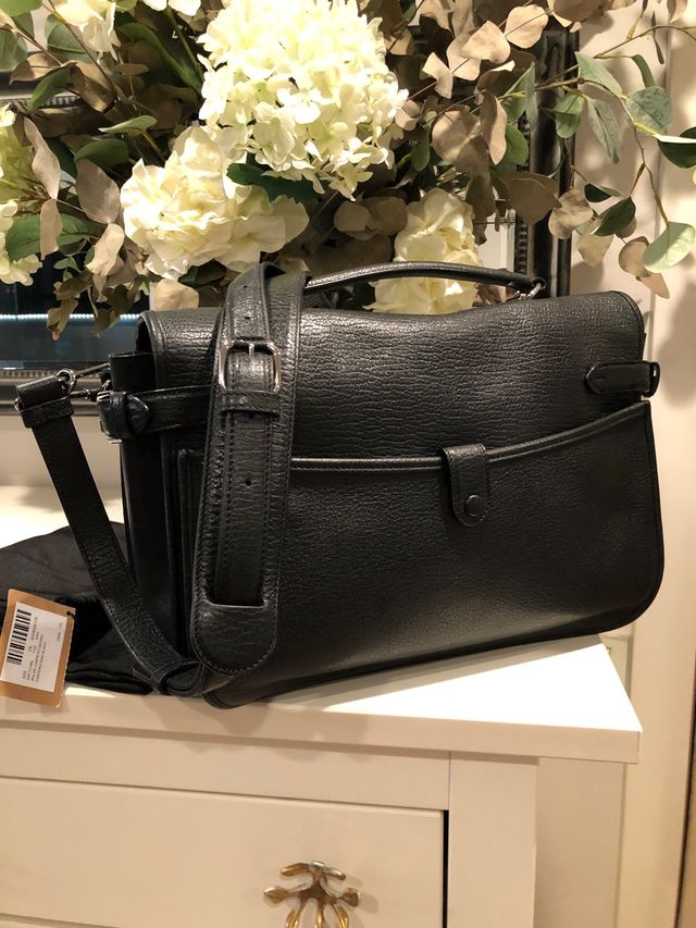 Borsa modello Loewe postman. Con etichette. Impecab