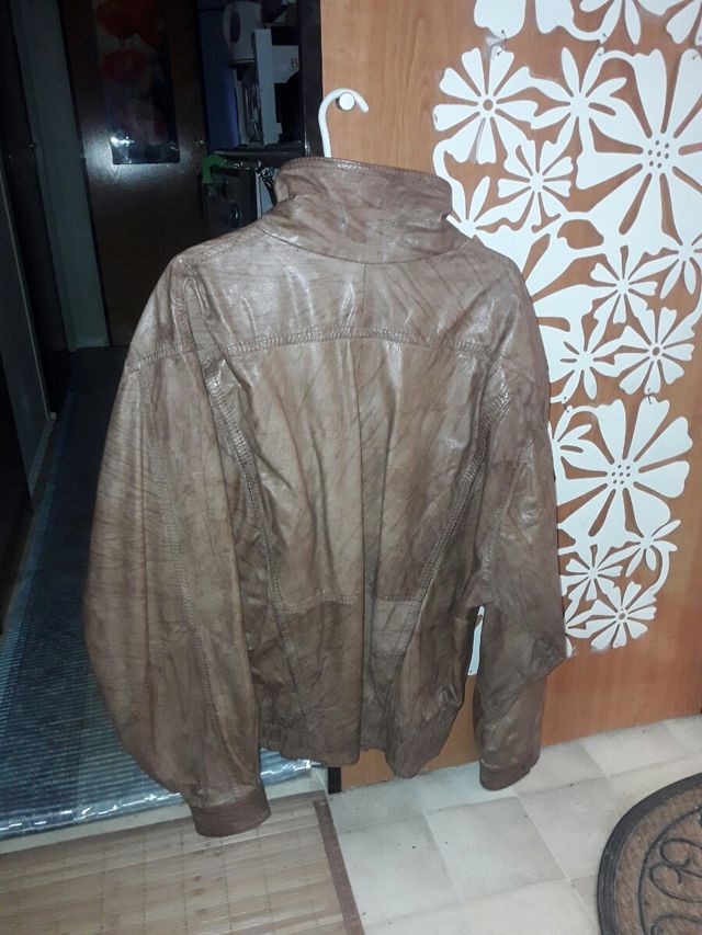  CAMPERA DE CUERO ARGENTINA REBAJADA