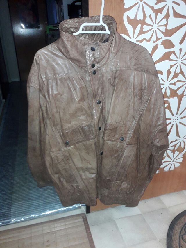  CAMPERA DE CUERO ARGENTINA REBAJADA