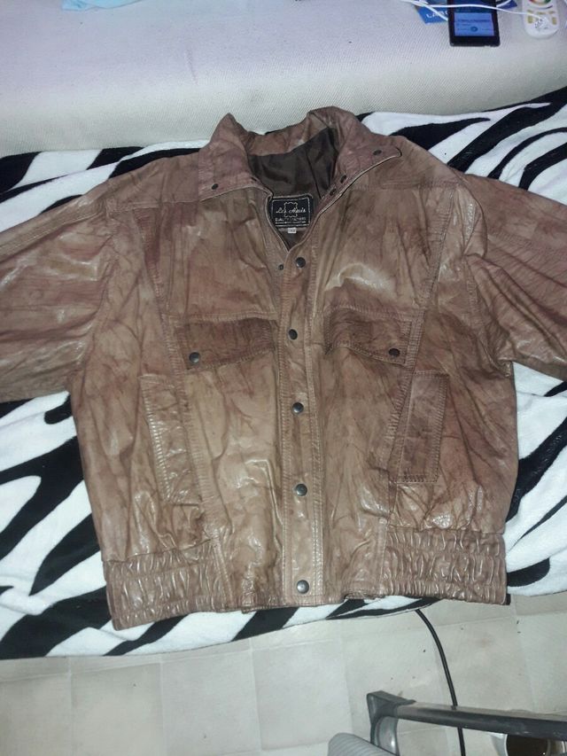  CAMPERA DE CUERO ARGENTINA REBAJADA