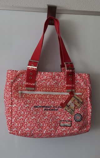 Bolso + gorro. Conjunto sport mujer. Reebok. Nuevo