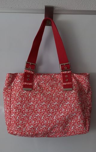 Bolso + gorro. Conjunto sport mujer. Reebok. Nuevo