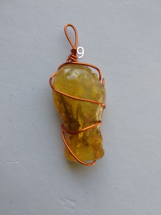 piccoli ciondoli con fiori