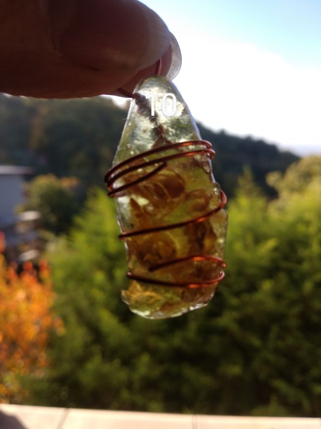 piccoli ciondoli con fiori