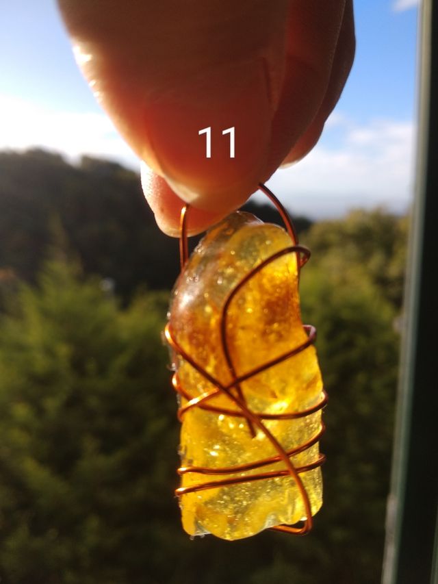 piccoli ciondoli con fiori