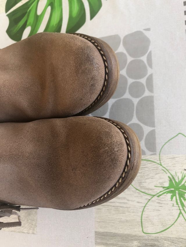 Botines beige de flecos de Mustang 