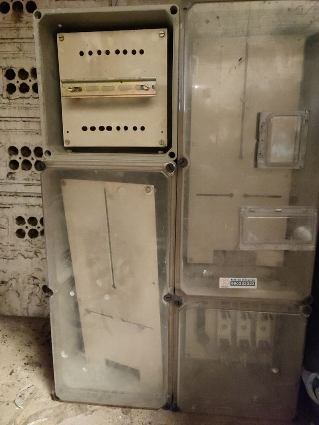 caja contador eléctrico industrial