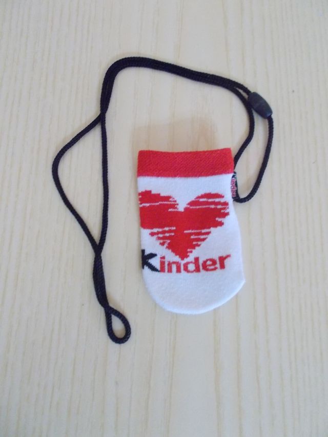 Portacellulare da collo "I Love Kinder"