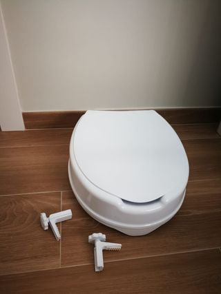 Elevador 10 cm WC para adulto con tapa. NUEVO