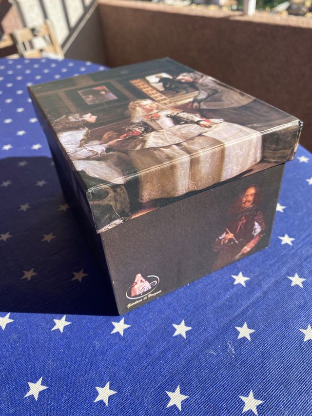 Statuetta originale della ragazza Velázquez