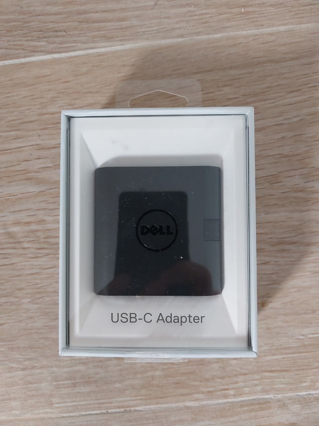 Adaptador USB C DELl DA200