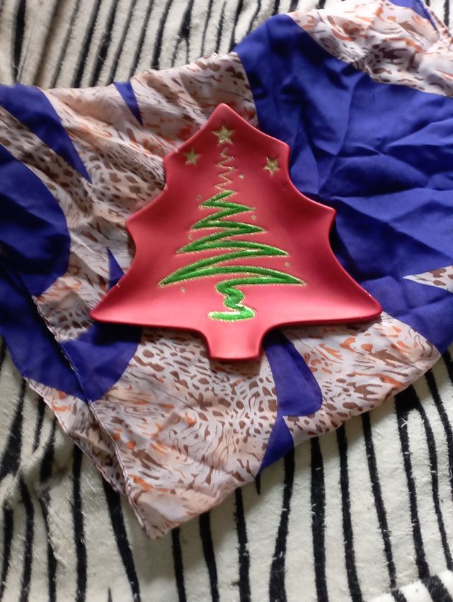 Piccolo vassoio ceramica natalizio albero natale.