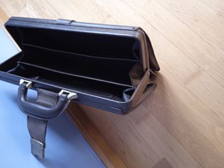 Cartera piel marrón gran capacidad