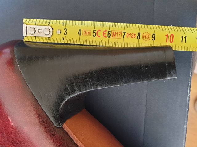 Botas nuevas  marca Kowalski 20€