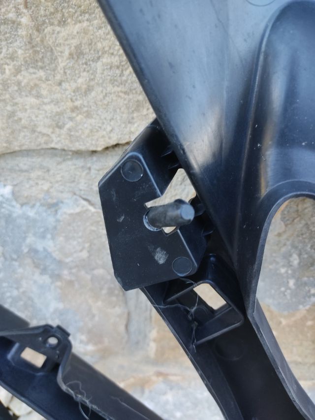 lateral derecho BMW XR 1000