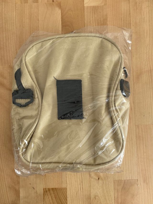 Dos bolsos bandolera (Beige y Azul)