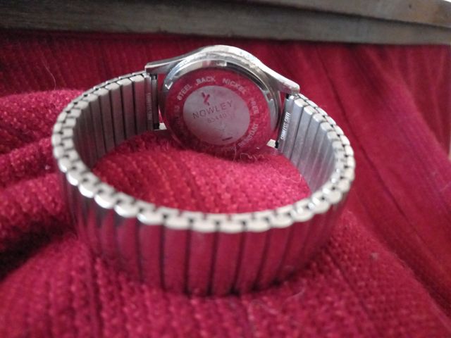 ♡RELOJ PLATEADO♡