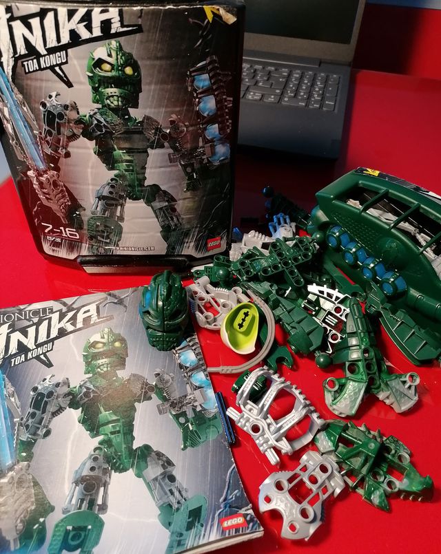 BIONICLE INIKA TOA KONGU 8731 COMPLETO CON CAJA