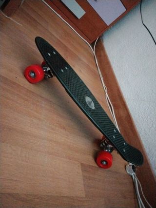 skate bollinger monopatin