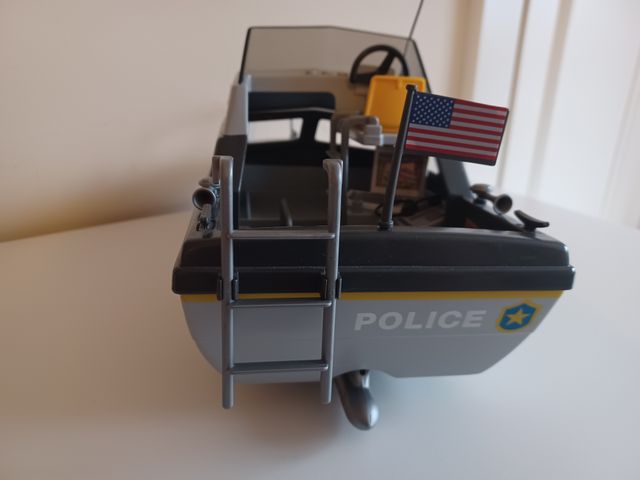 Barco policía playmobil