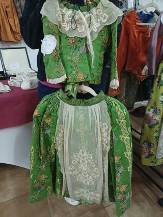 traje fallera talla 4,5 y 6