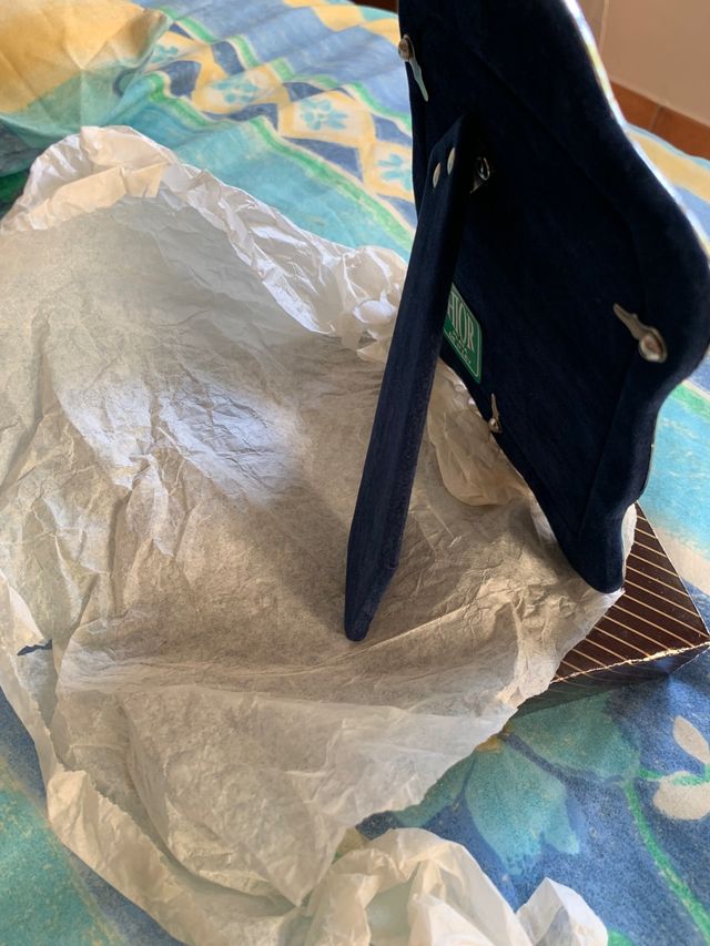 Marco de fotografías de plata de ley.