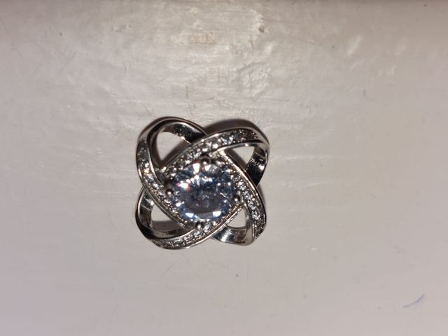 Pendientes y colgante de plata