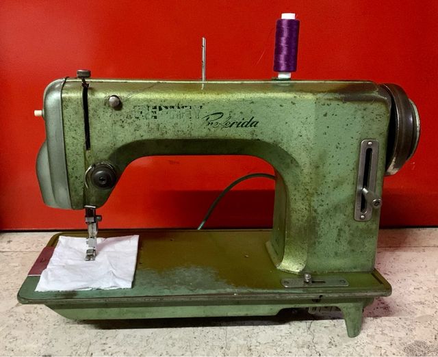 Máquina REFREY mod. Preferida + defecto en enchufe