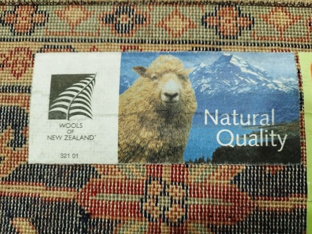 Alfombra de lana pura virgen