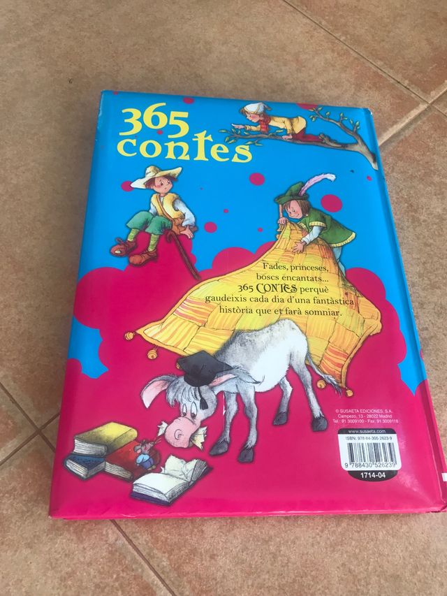 Libro 365 contes